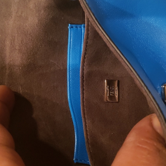 Fendi size small party size purse 👛 100% Authentic - Picture 9 of 13